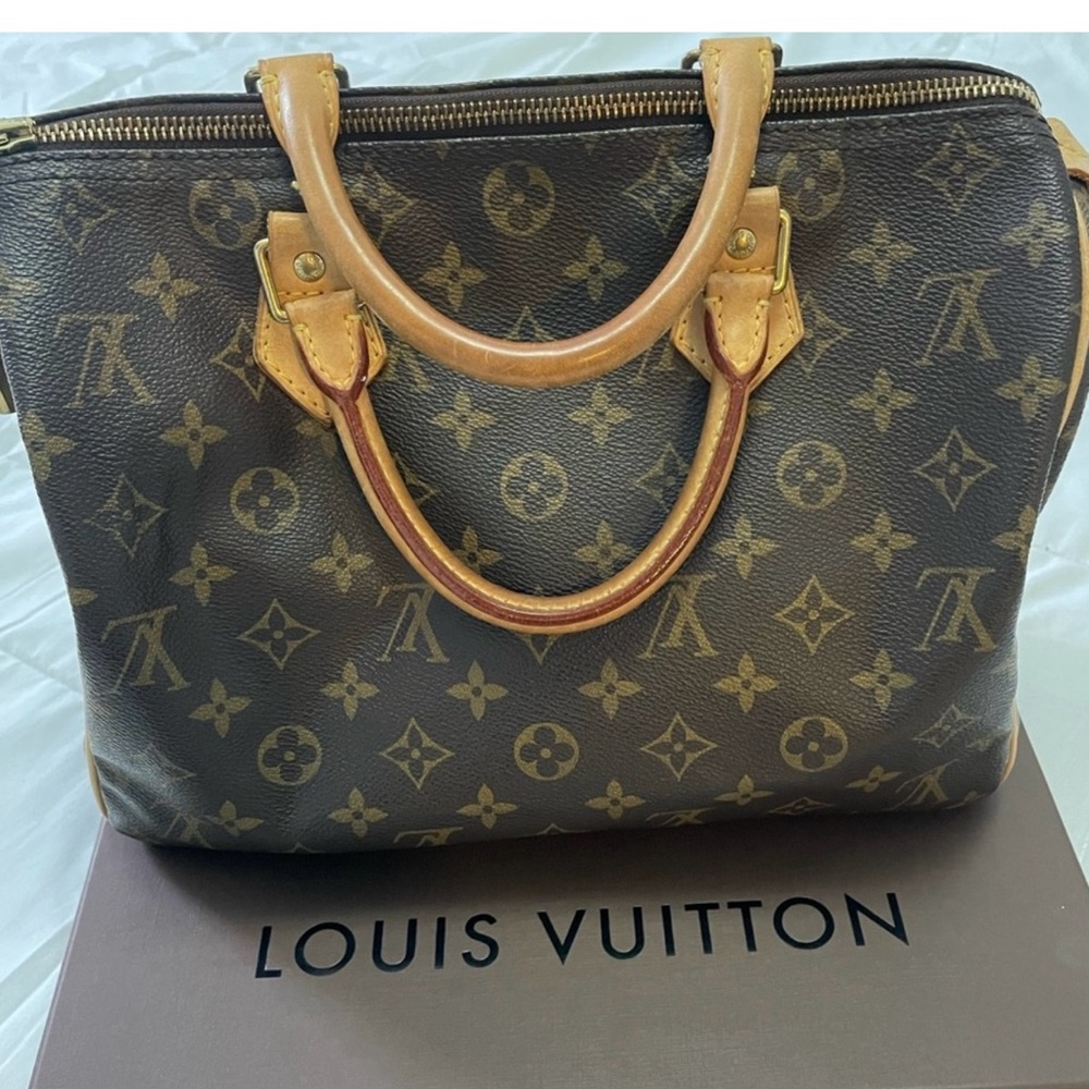 Authentic Louis Vuitton Speedy 30